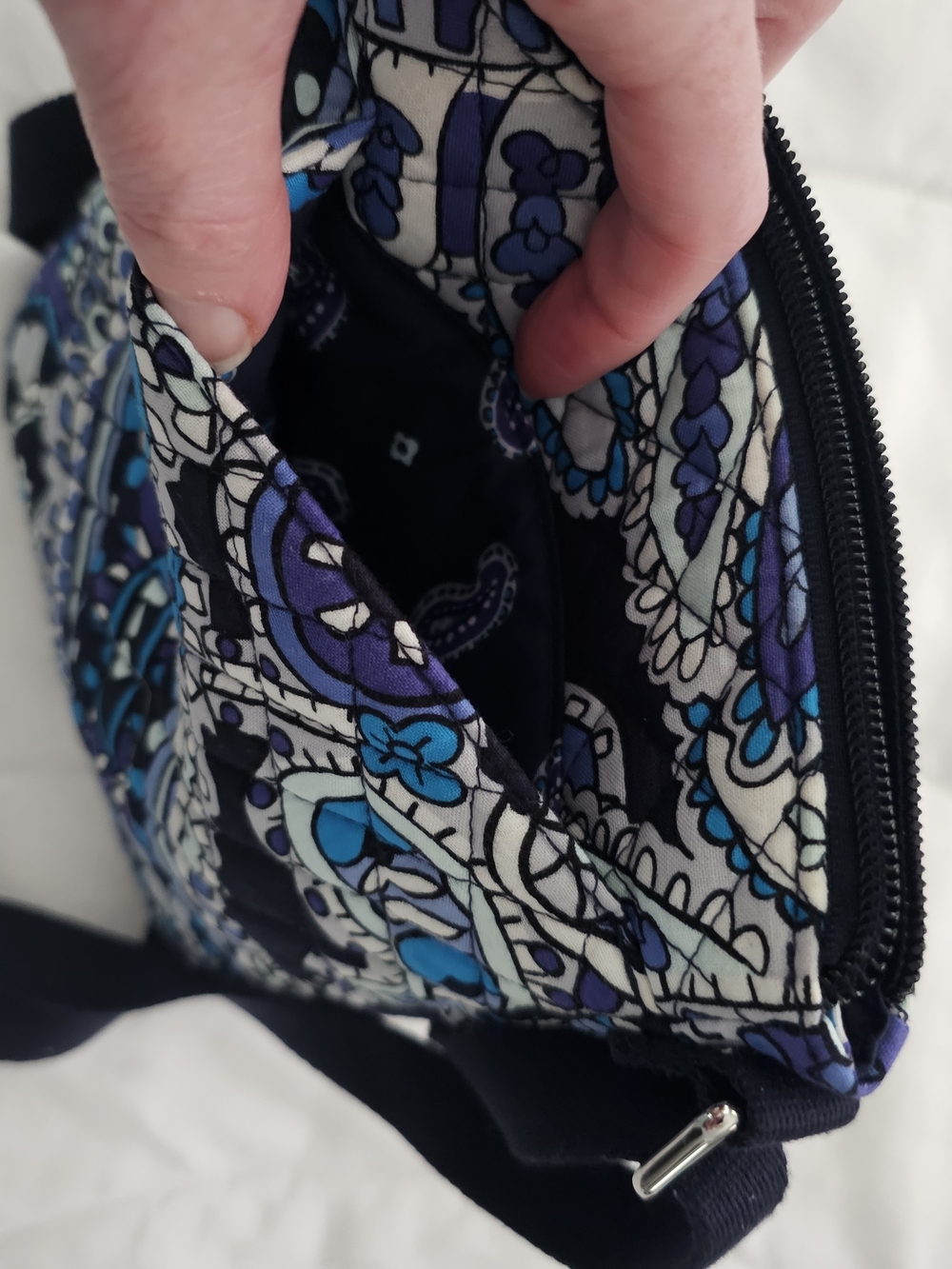 Vera Bradley Navy and Light Blue Paisley Crossbody Bag - Picture 6 of 7